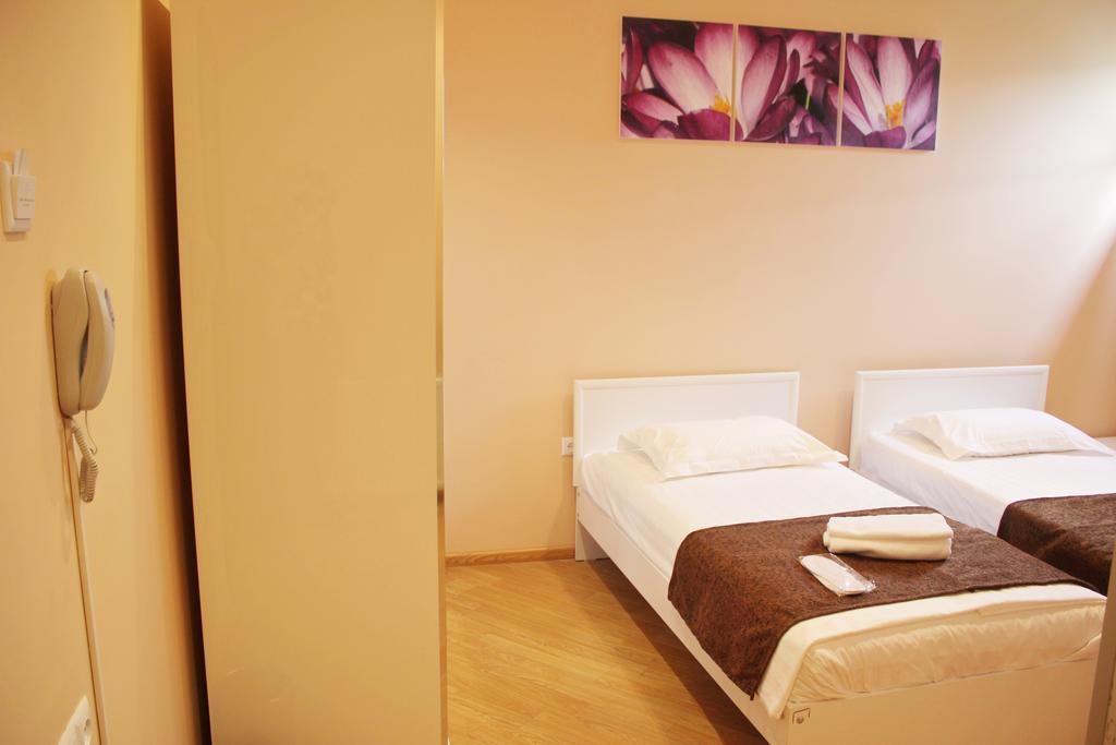 Hotel London Palace Тбилиси Номер фото