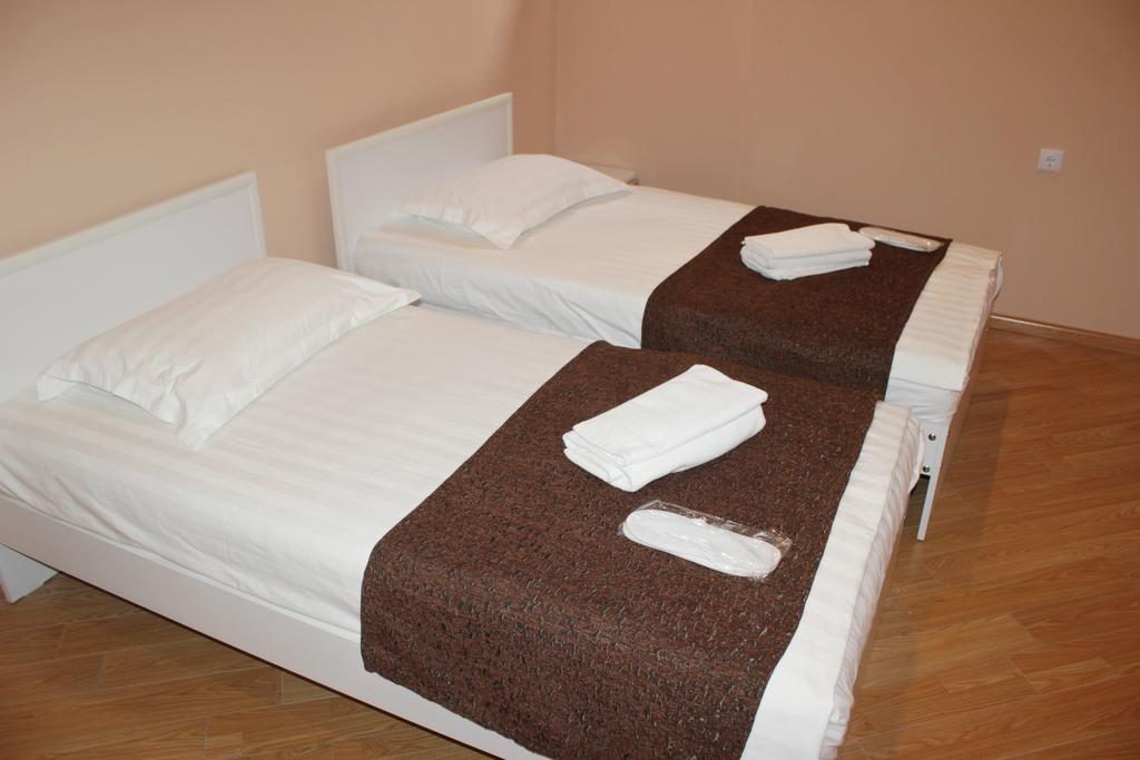 Hotel London Palace Тбилиси Номер фото