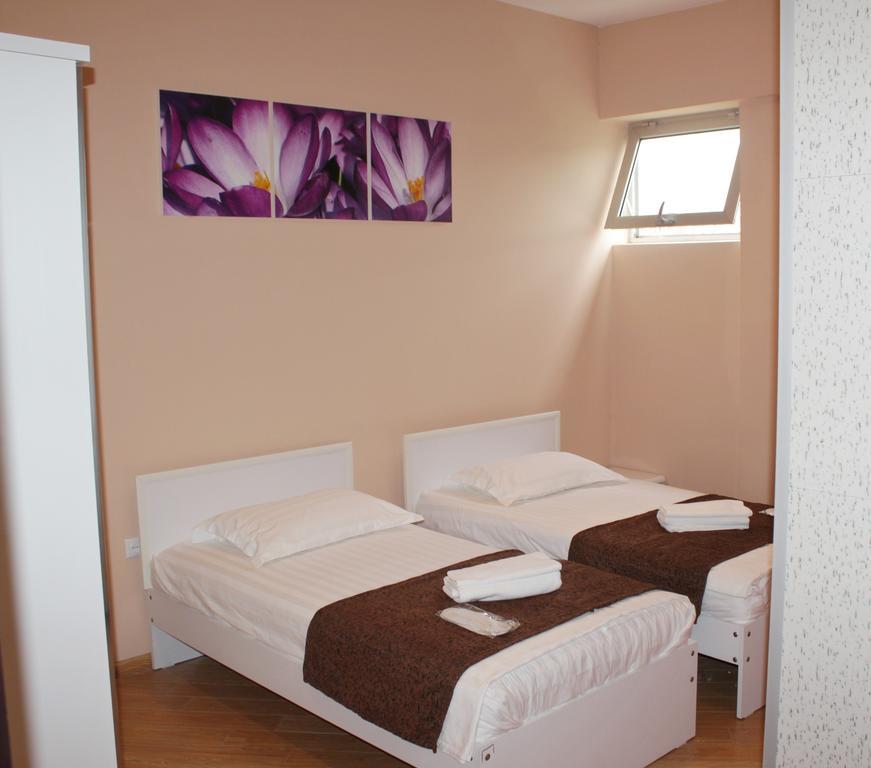 Hotel London Palace Тбилиси Номер фото