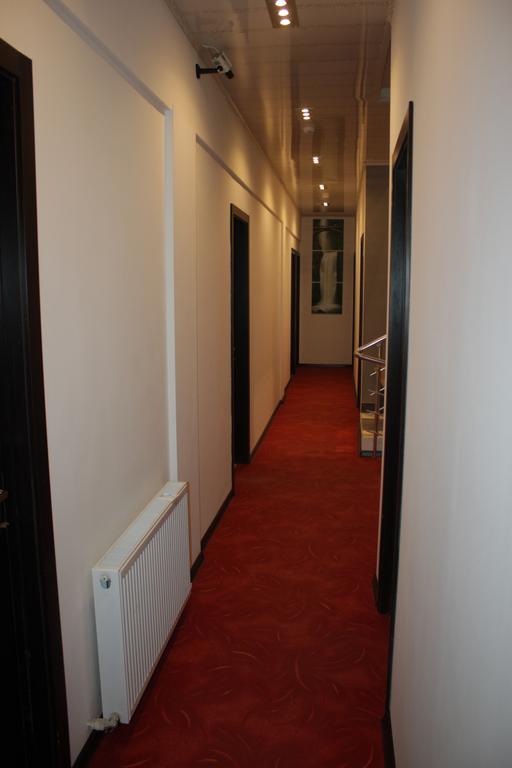 Hotel London Palace Тбилиси Номер фото