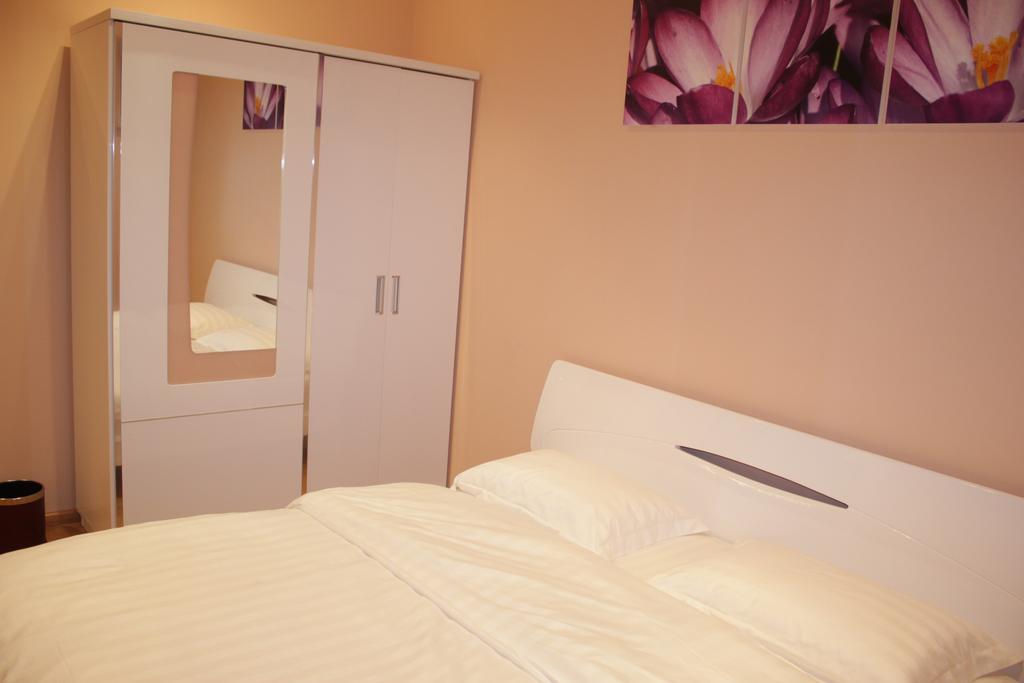 Hotel London Palace Тбилиси Экстерьер фото